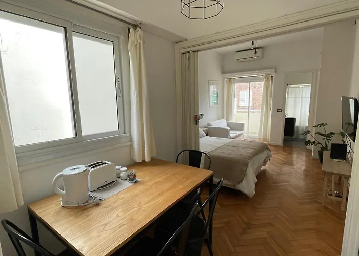 Luminous Apartment In Recoleta